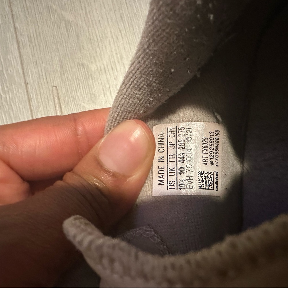 Adidas Ozweego Sneakers - Picture 5 of 6